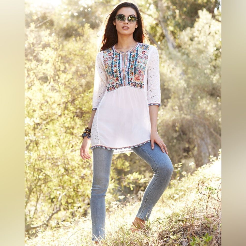 Johnny Was Embroidered Peasant Blouse Petals Embroidered Eyelet Georgette